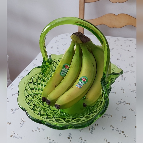 Pressed glass basket centerpiece - Picture 7 of 10